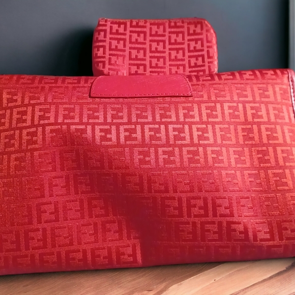 Vintage fendi clutch and wallet - Picture 4 of 5